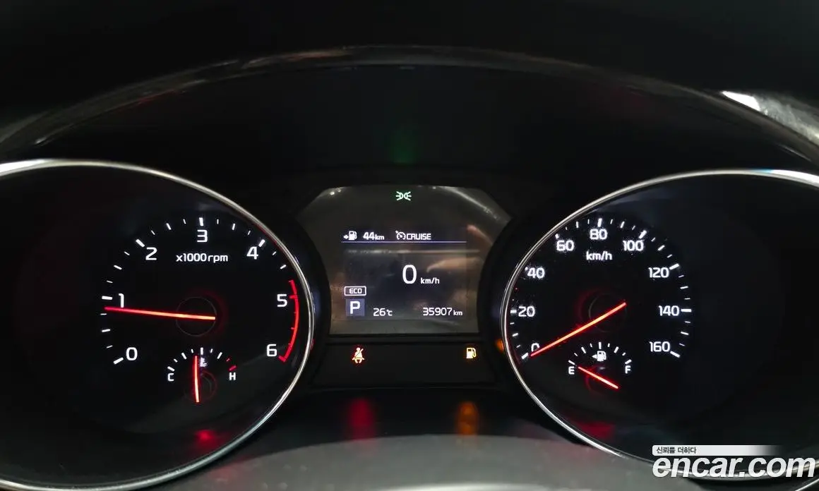 Kia Carnival 2019 2.2 автомат (гидро), фото 11 Kia Carnival 2019 2.2 автомат (гидро), фото 11