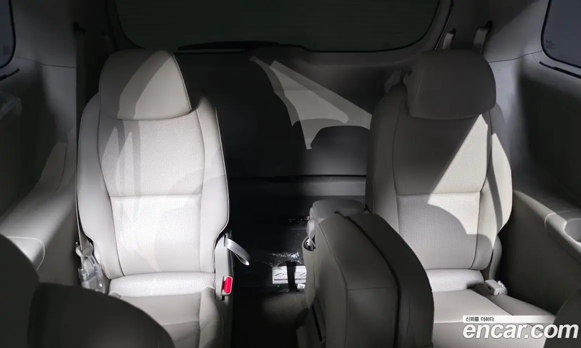Kia Carnival 2019 2.2 автомат (гидро), фото 19 Kia Carnival 2019 2.2 автомат (гидро), фото 19