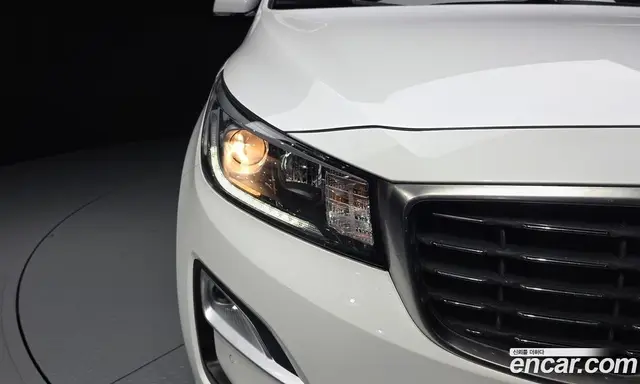 Kia Carnival 2019 2.2 автомат (гидро), миниатюра 8 Kia Carnival 2019 2.2 автомат (гидро), миниатюра 8