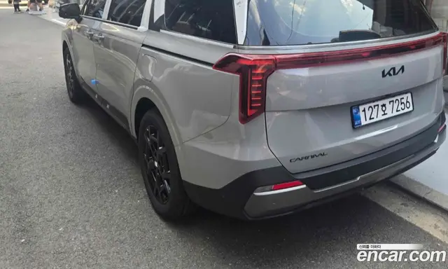 Kia Carnival 2026 1.6 автомат (гидро), миниатюра 5 Kia Carnival 2026 1.6 автомат (гидро), миниатюра 5