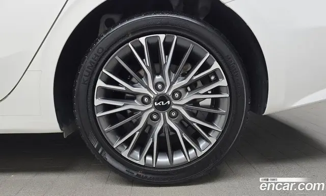 Kia K3 2022 1.6 автомат (гидро), миниатюра 7 Kia K3 2022 1.6 автомат (гидро), миниатюра 7