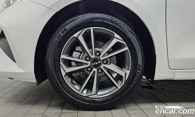 Kia K3 2023 1.6 автомат (гидро), миниатюра 4
