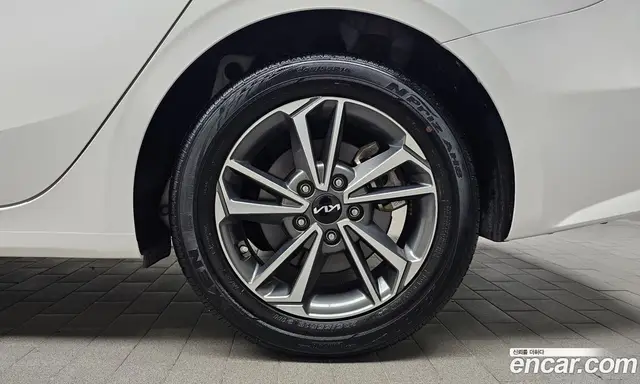 Kia K3 2023 1.6 автомат (гидро), миниатюра 6