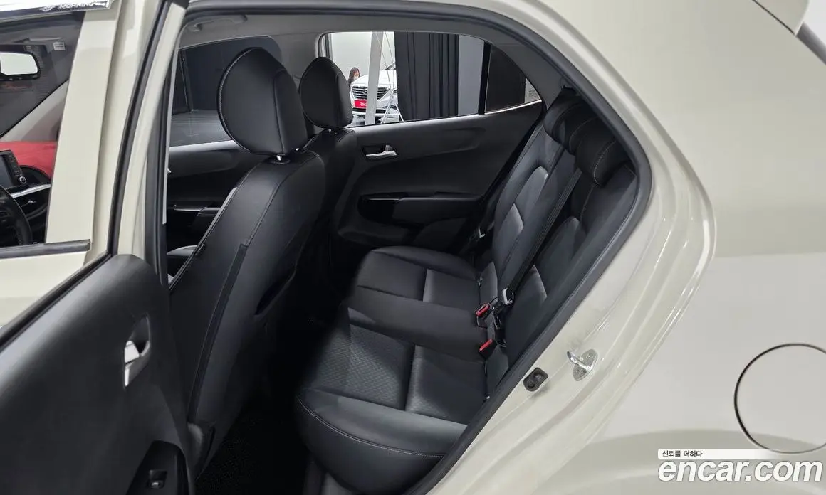 Kia Morning 2019 1.0 автомат (гидро), фото 12 Kia Morning 2019 1.0 автомат (гидро), фото 12