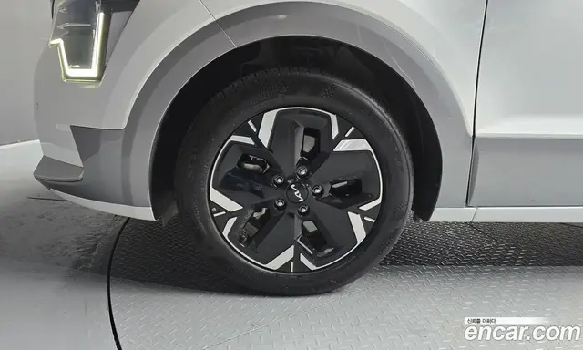 Kia Niro 2024 0.2 автомат (гидро), миниатюра 5 Kia Niro 2024 0.2 автомат (гидро), миниатюра 5