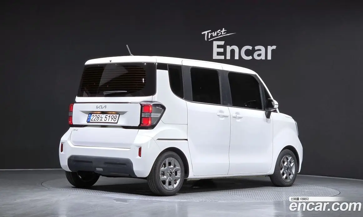 Kia Ray 2023 1.0 автомат (гидро), фото 2 Kia Ray 2023 1.0 автомат (гидро), фото 2