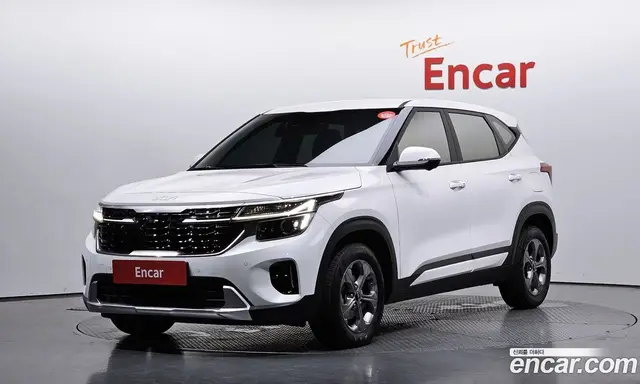 Kia Seltos 2022 2.0 автомат (гидро), миниатюра 1