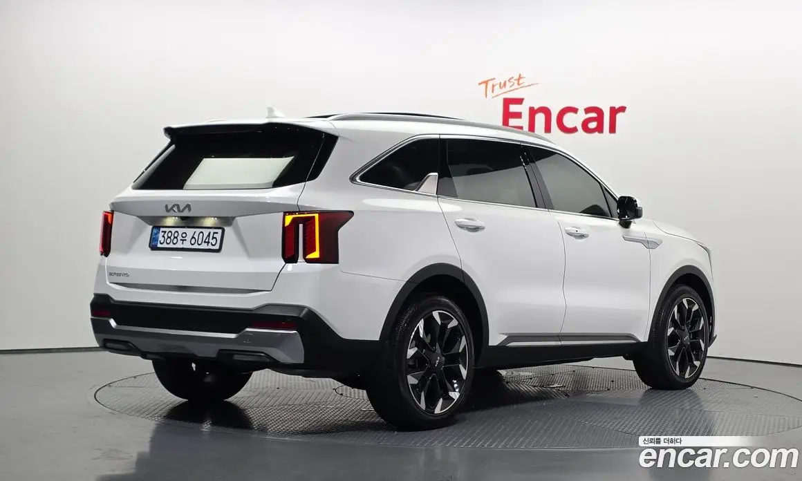 Kia Sorento 2023 2.2 автомат (гидро), фото 2 Kia Sorento 2023 2.2 автомат (гидро), фото 2