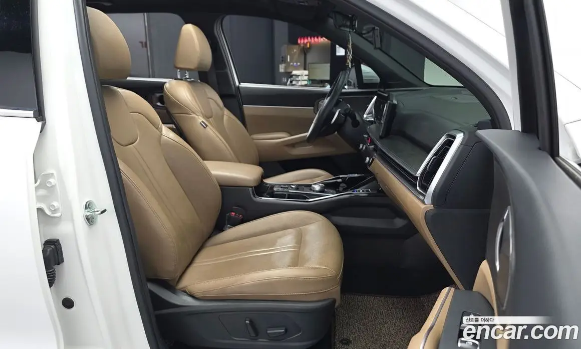 Kia Sorento 2023 2.2 автомат (гидро), фото 17 Kia Sorento 2023 2.2 автомат (гидро), фото 17