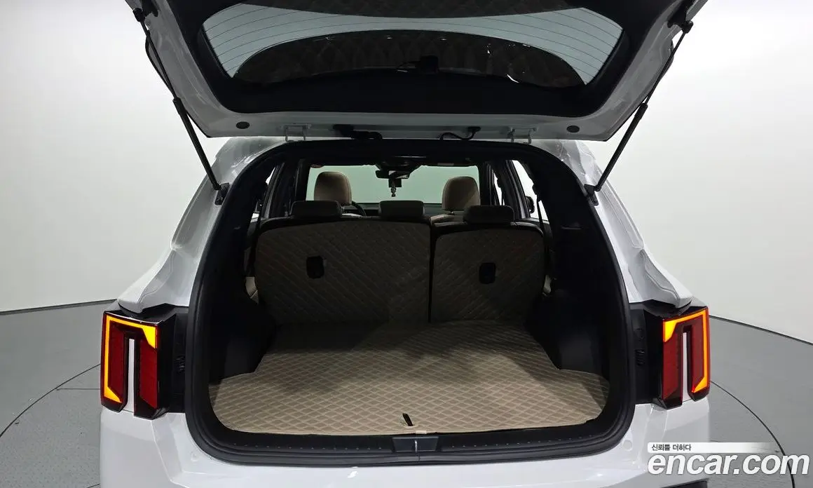 Kia Sorento 2023 2.2 автомат (гидро), фото 26 Kia Sorento 2023 2.2 автомат (гидро), фото 26