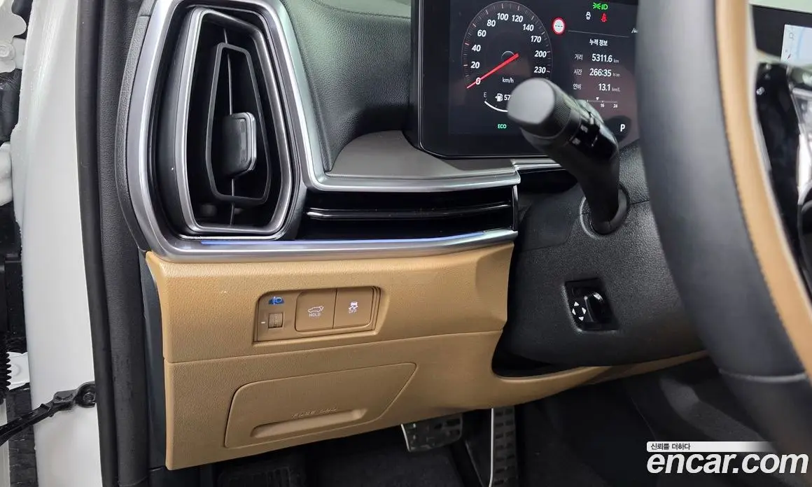 Kia Sorento 2026 1.6 автомат (гидро), фото 16 Kia Sorento 2026 1.6 автомат (гидро), фото 16