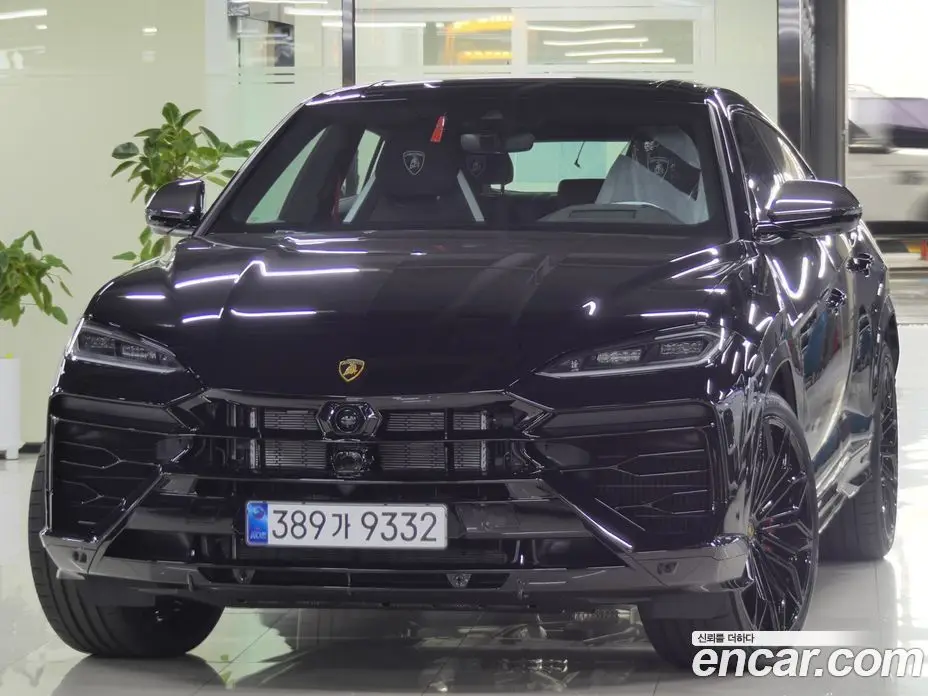 Lamborghini Urus 2025 4.0 автомат (гидро), фото 1 Lamborghini Urus 2025 4.0 автомат (гидро), фото 1