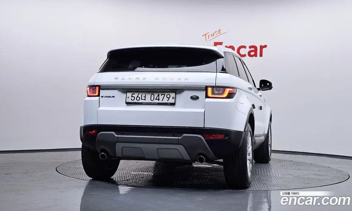 Land Rover Range Rover Evoque 2015 2.0 автомат (гидро), фото 4