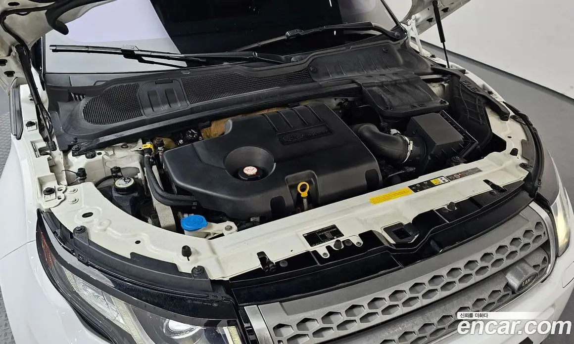 Land Rover Range Rover Evoque 2015 2.0 автомат (гидро), фото 6
