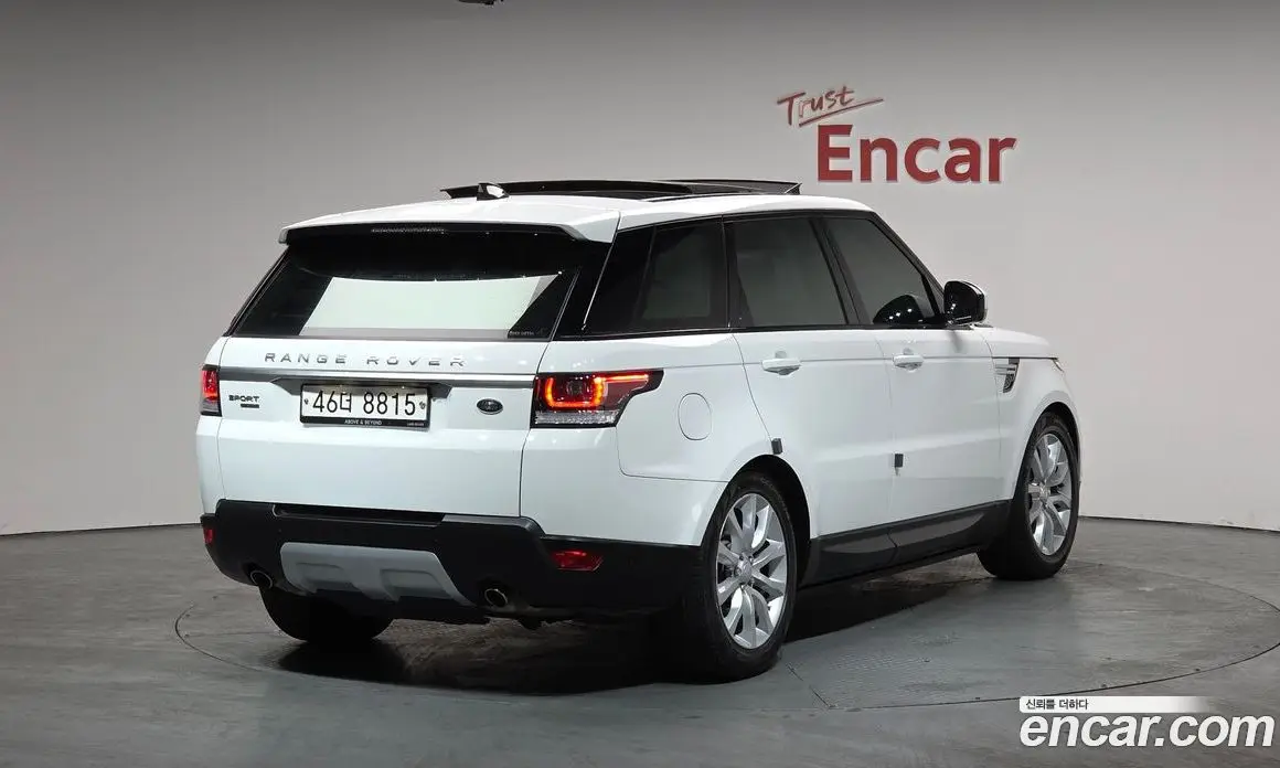 Land Rover Range Rover Sport 2017 3.0 автомат (гидро), фото 1 Land Rover Range Rover Sport 2017 3.0 автомат (гидро), фото 1