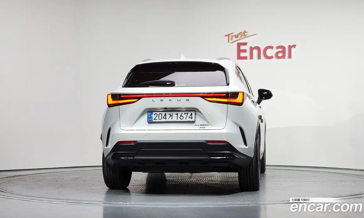 Lexus NX 2024 2.5 автомат (гидро), фото 3 Lexus NX 2024 2.5 автомат (гидро), фото 3