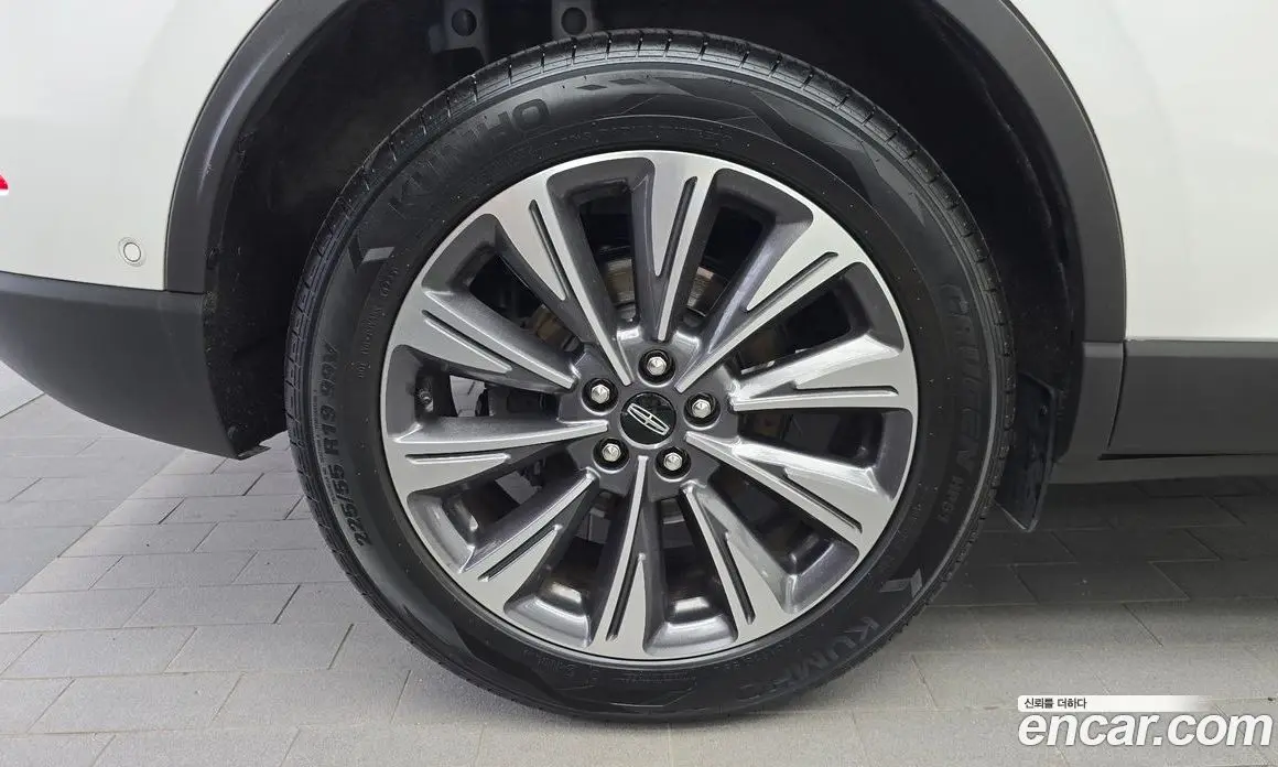 Lincoln Corsair 2020 2.0 автомат (гидро), фото 5 Lincoln Corsair 2020 2.0 автомат (гидро), фото 5