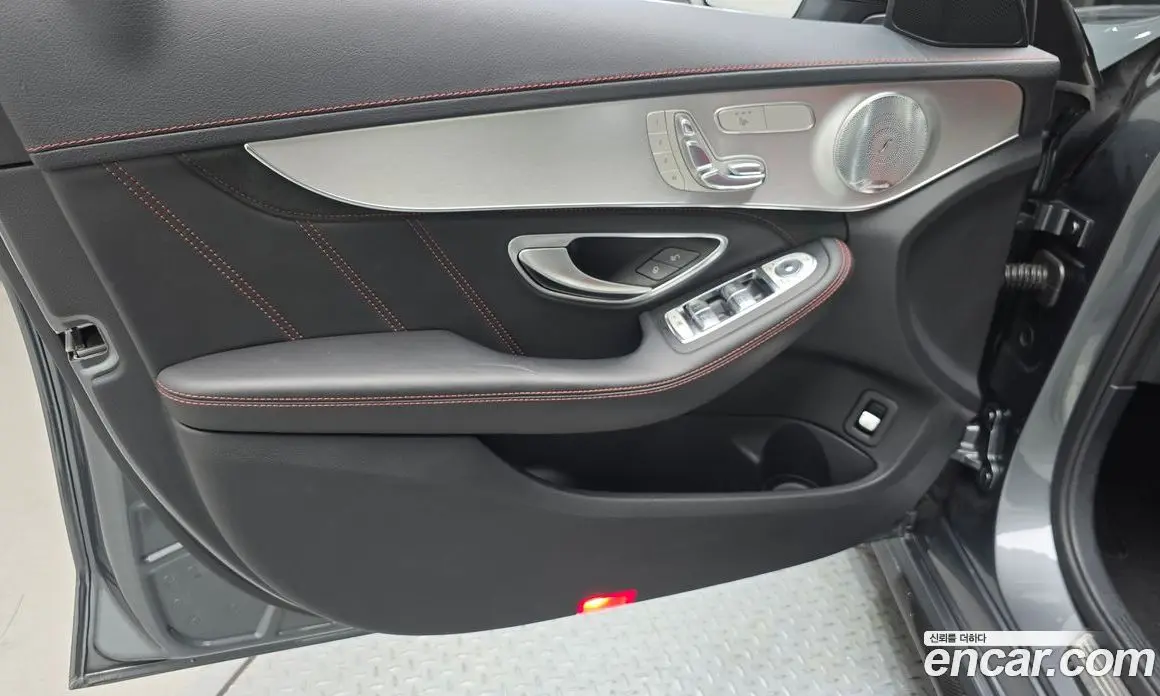 Mercedes-Benz C-Class 2017 4.0 автомат (гидро), фото 14