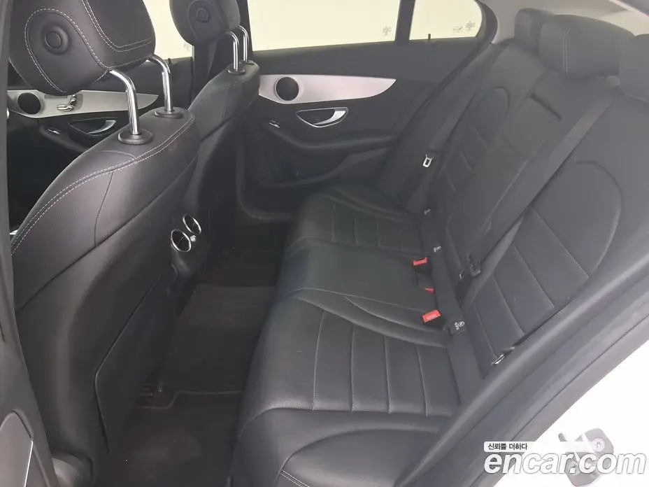 Mercedes-Benz C-Class 2018 2.0 автомат (гидро), фото 15