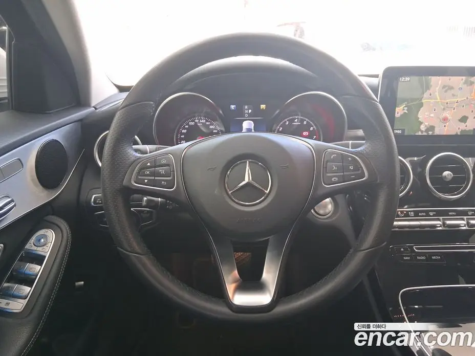 Mercedes-Benz C-Class 2018 2.0 автомат (гидро), фото 8