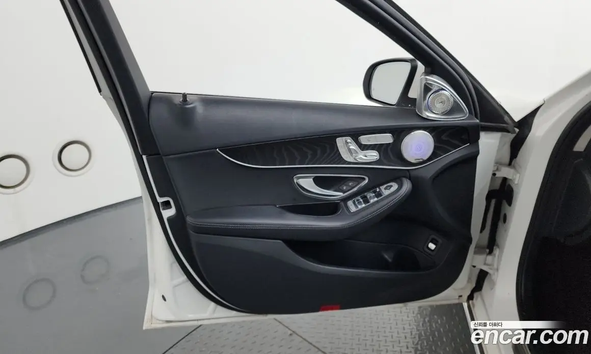 Mercedes-Benz C-Class 2019 1.9 автомат (гидро), фото 14