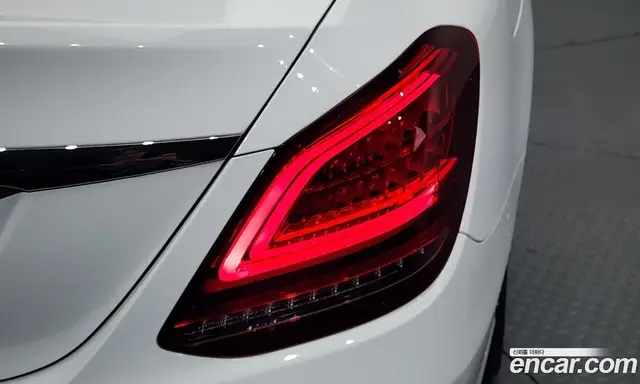 Mercedes-Benz C-Class 2019 1.9 автомат (гидро), миниатюра 9