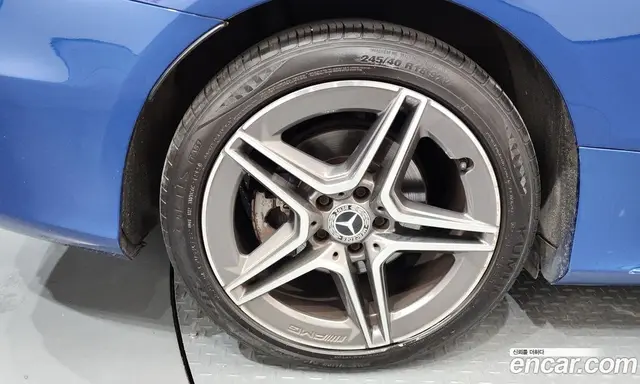 Mercedes-Benz C-Class 2022 2.0 автомат (гидро), миниатюра 4