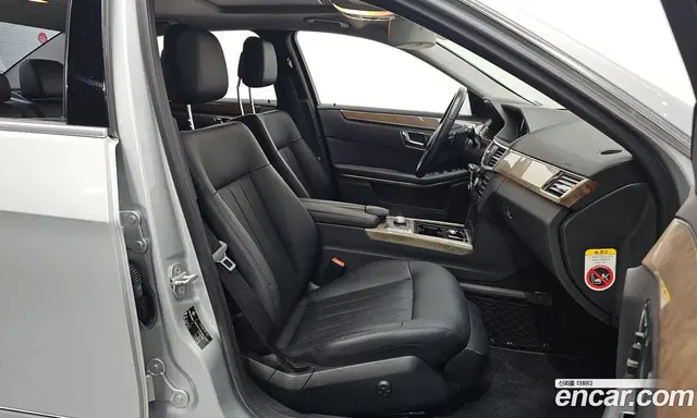 Mercedes-Benz E-Class 2011 3.5 автомат (гидро), миниатюра 12
