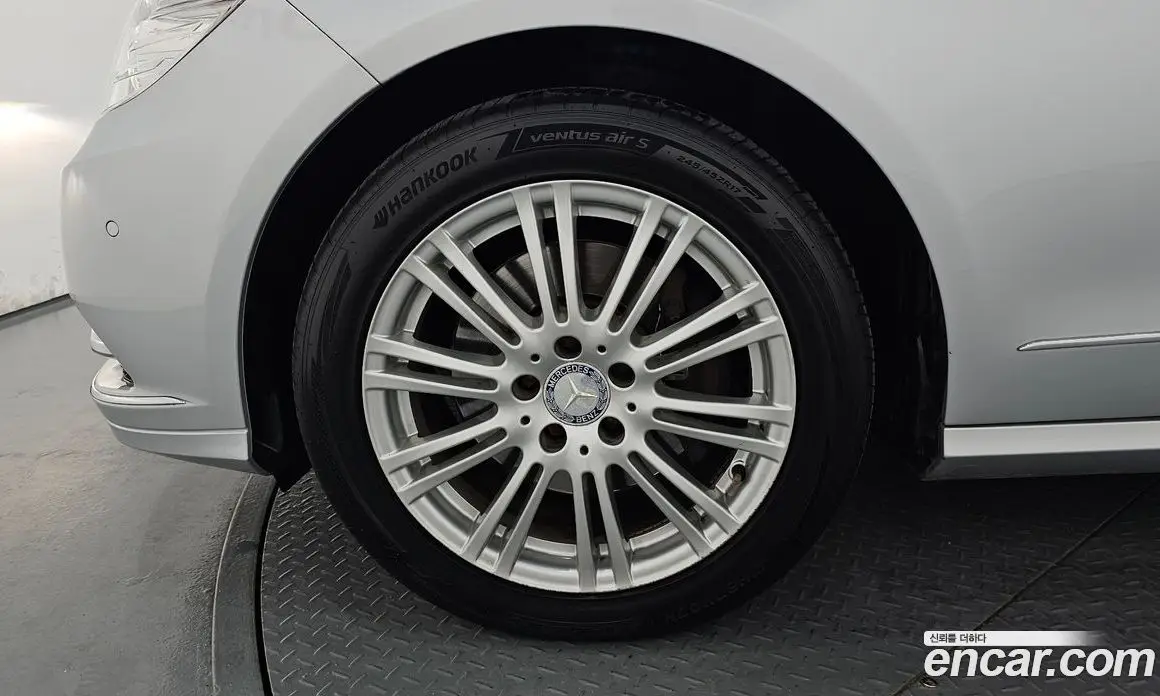 Mercedes-Benz E-Class 2011 3.5 автомат (гидро), фото 4 Mercedes-Benz E-Class 2011 3.5 автомат (гидро), фото 4