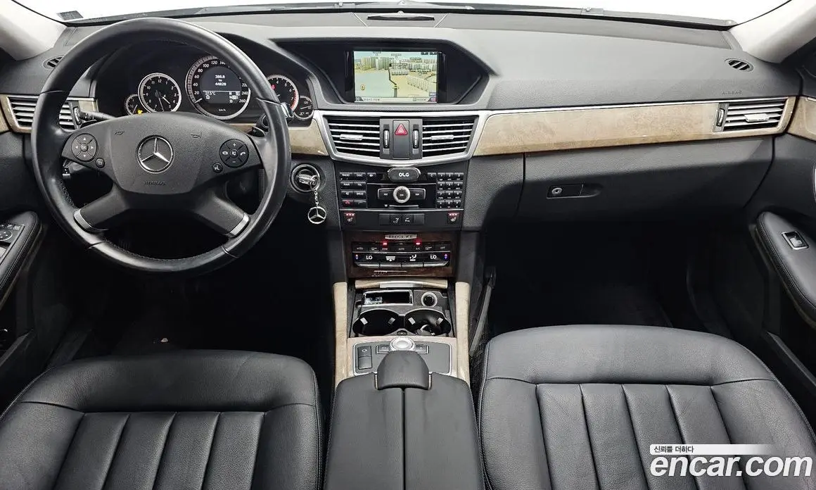 Mercedes-Benz E-Class 2011 3.5 автомат (гидро), фото 9 Mercedes-Benz E-Class 2011 3.5 автомат (гидро), фото 9