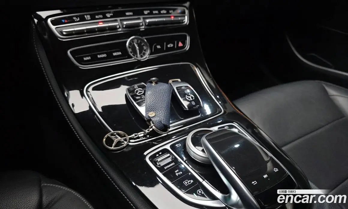 Mercedes-Benz E-Class 2018 2.0 автомат (гидро), фото 23 Mercedes-Benz E-Class 2018 2.0 автомат (гидро), фото 23