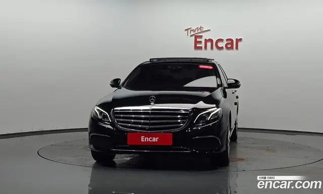 Mercedes-Benz E-Class 2019 2.0 автомат (гидро), миниатюра 2 Mercedes-Benz E-Class 2019 2.0 автомат (гидро), миниатюра 2