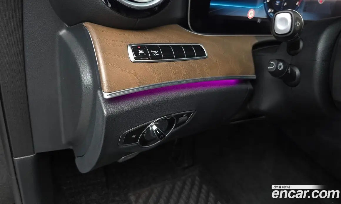 Mercedes-Benz E-Class 2019 2.0 автомат (гидро), фото 23 Mercedes-Benz E-Class 2019 2.0 автомат (гидро), фото 23