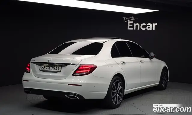 Mercedes-Benz E-Class 2020 2.0 автомат (гидро), миниатюра 2 Mercedes-Benz E-Class 2020 2.0 автомат (гидро), миниатюра 2