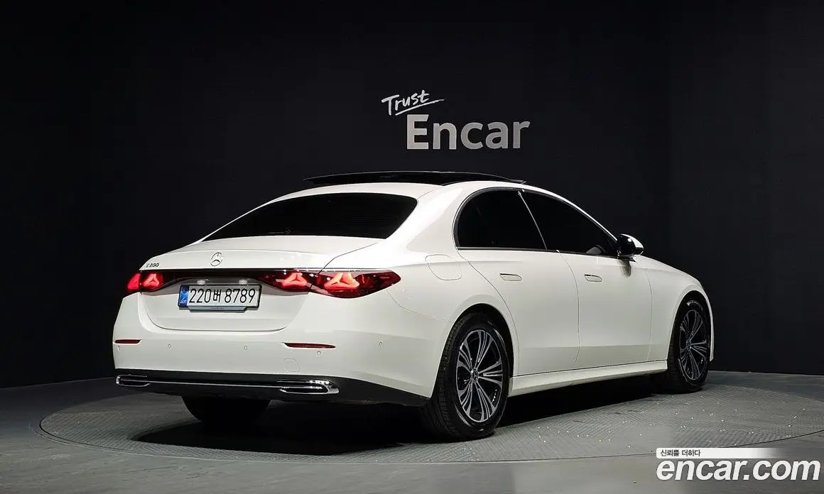 Mercedes-Benz E-Class 2025 2.0 автомат (гидро), фото 2 Mercedes-Benz E-Class 2025 2.0 автомат (гидро), фото 2