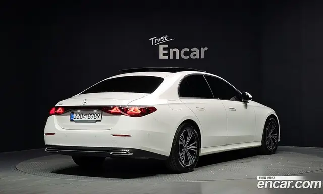 Mercedes-Benz E-Class 2025 2.0 автомат (гидро), миниатюра 2 Mercedes-Benz E-Class 2025 2.0 автомат (гидро), миниатюра 2