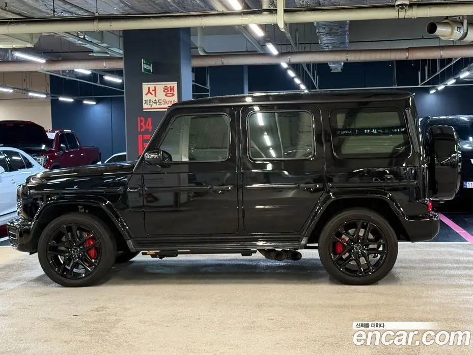 Mercedes-Benz G-Class 2023 4.0 автомат (гидро), фото 4