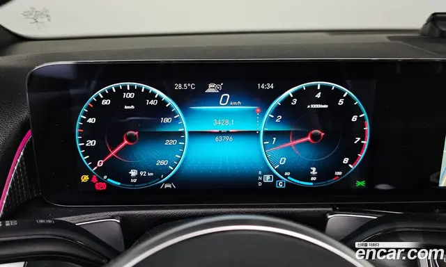 Mercedes-Benz GLB-Class 2021 2.0 автомат (гидро), миниатюра 11 Mercedes-Benz GLB-Class 2021 2.0 автомат (гидро), миниатюра 11