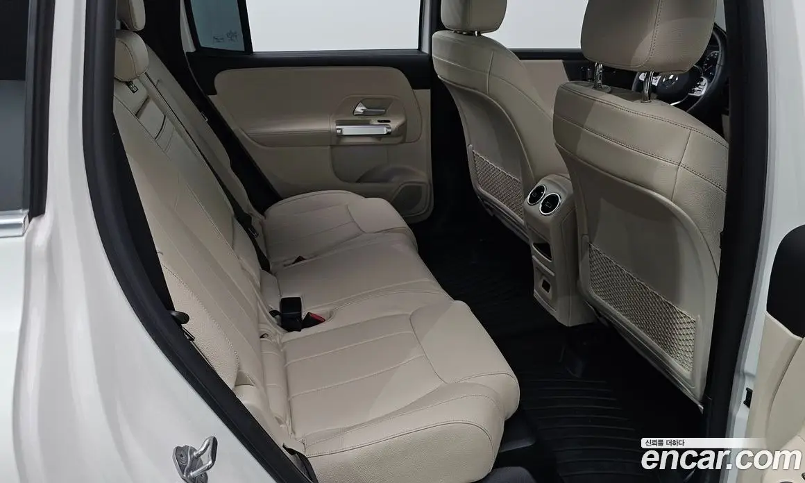 Mercedes-Benz GLB-Class 2021 2.0 автомат (гидро), фото 17 Mercedes-Benz GLB-Class 2021 2.0 автомат (гидро), фото 17