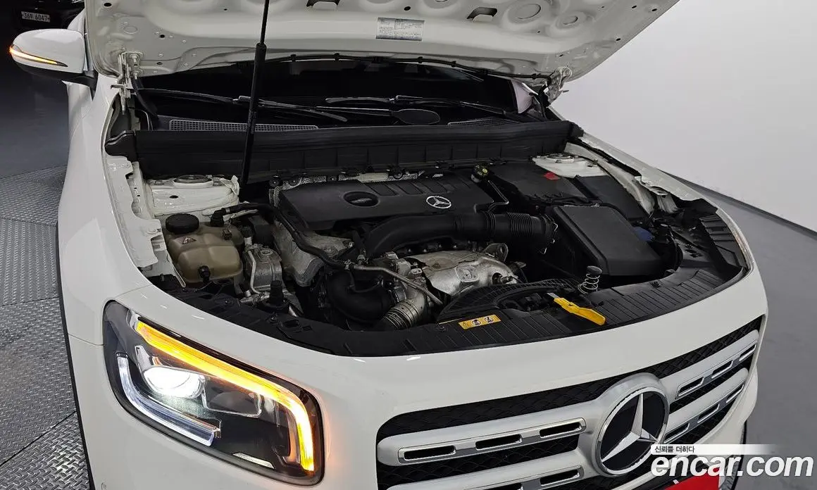 Mercedes-Benz GLB-Class 2021 2.0 автомат (гидро), фото 6 Mercedes-Benz GLB-Class 2021 2.0 автомат (гидро), фото 6