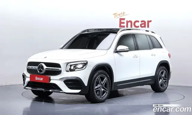 Mercedes-Benz GLB-Class 2022 2.0 автомат (гидро), миниатюра 1