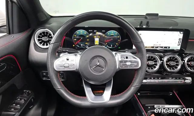 Mercedes-Benz GLB-Class 2022 2.0 автомат (гидро), миниатюра 12
