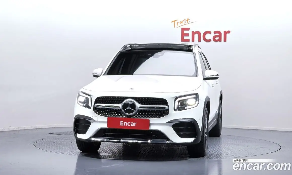 Mercedes-Benz GLB-Class 2022 2.0 автомат (гидро), фото 3