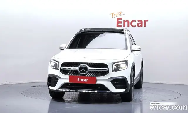 Mercedes-Benz GLB-Class 2022 2.0 автомат (гидро), миниатюра 3