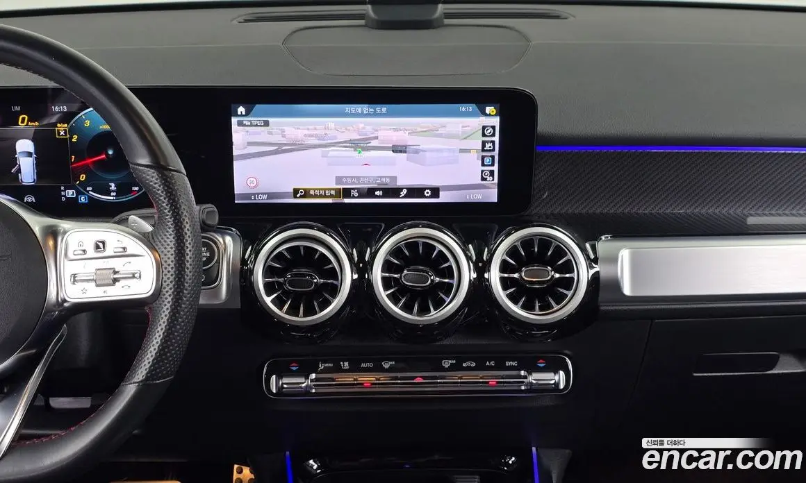 Mercedes-Benz GLB-Class 2023 2.0 автомат (гидро), фото 18