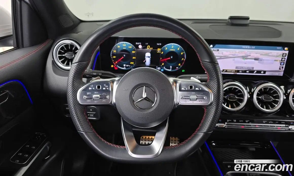 Mercedes-Benz GLB-Class 2023 2.0 автомат (гидро), фото 19