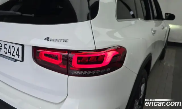 Mercedes-Benz GLB-Class 2023 2.0 автомат (гидро), миниатюра 9