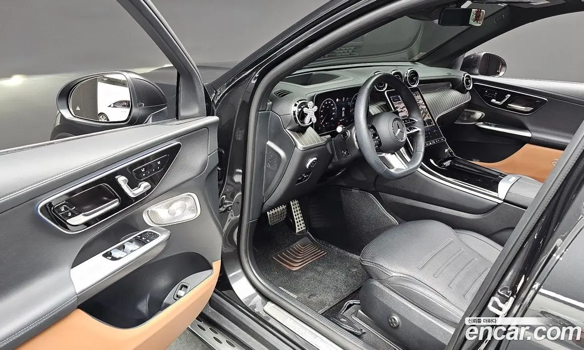 Mercedes-Benz GLC-Class 2024 2.0 автомат (гидро), фото 11