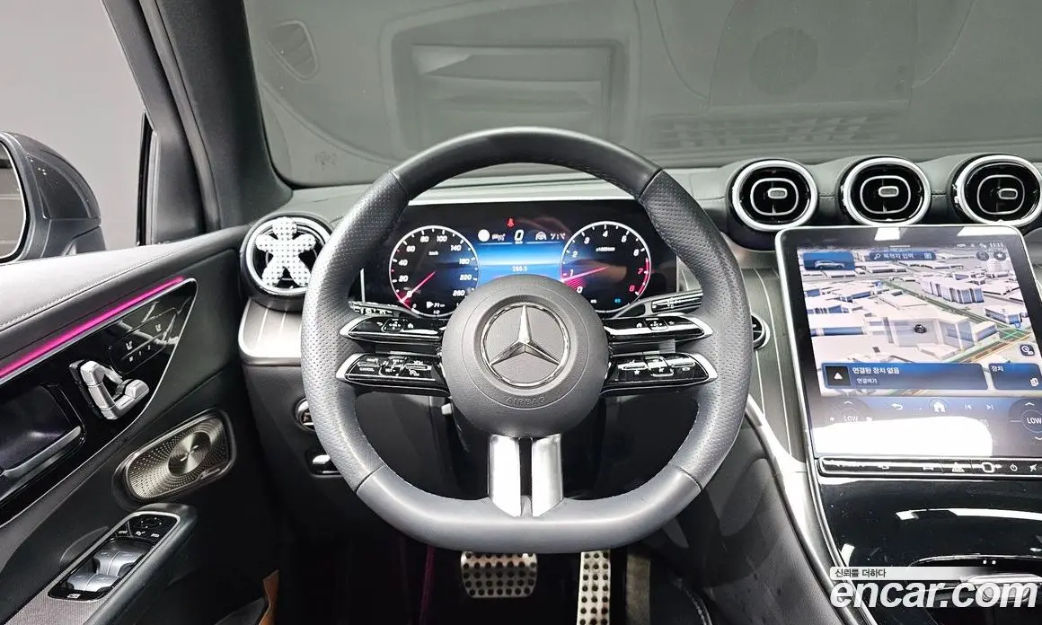 Mercedes-Benz GLC-Class 2024 2.0 автомат (гидро), фото 12