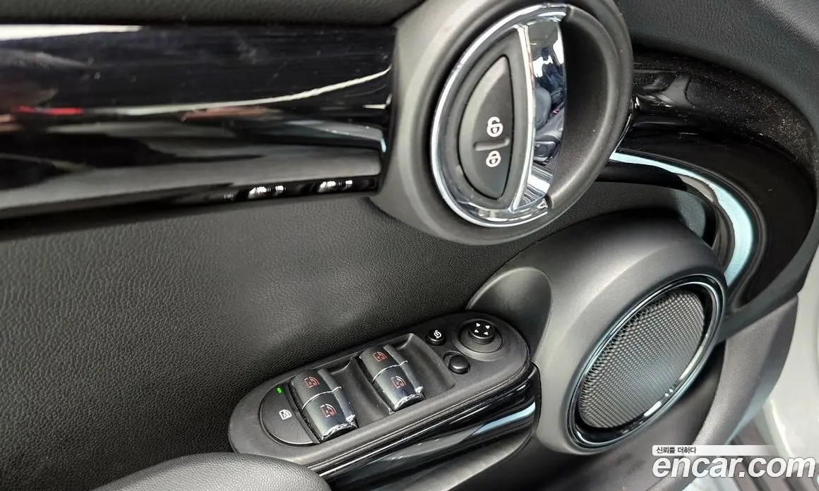 Mini Cooper 2021 1.5 автомат (гидро), фото 14